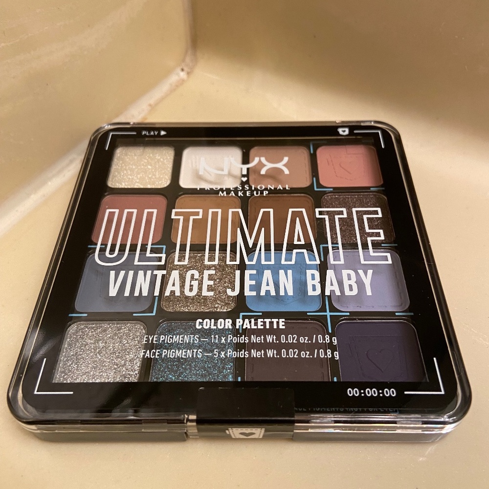 NYX Ultimate Vintage Jean Baby Color Palette
